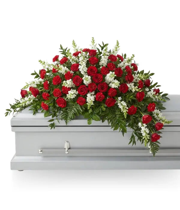 Grand Gestrues Casket Spray