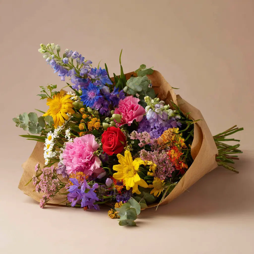 Hand Tied Designer Collection 4 Send Blooms