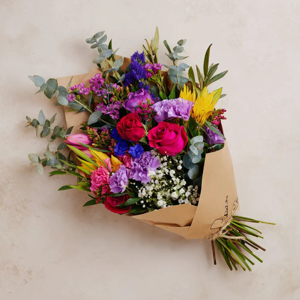 Hand Tied Designer Collection 4 Send Blooms