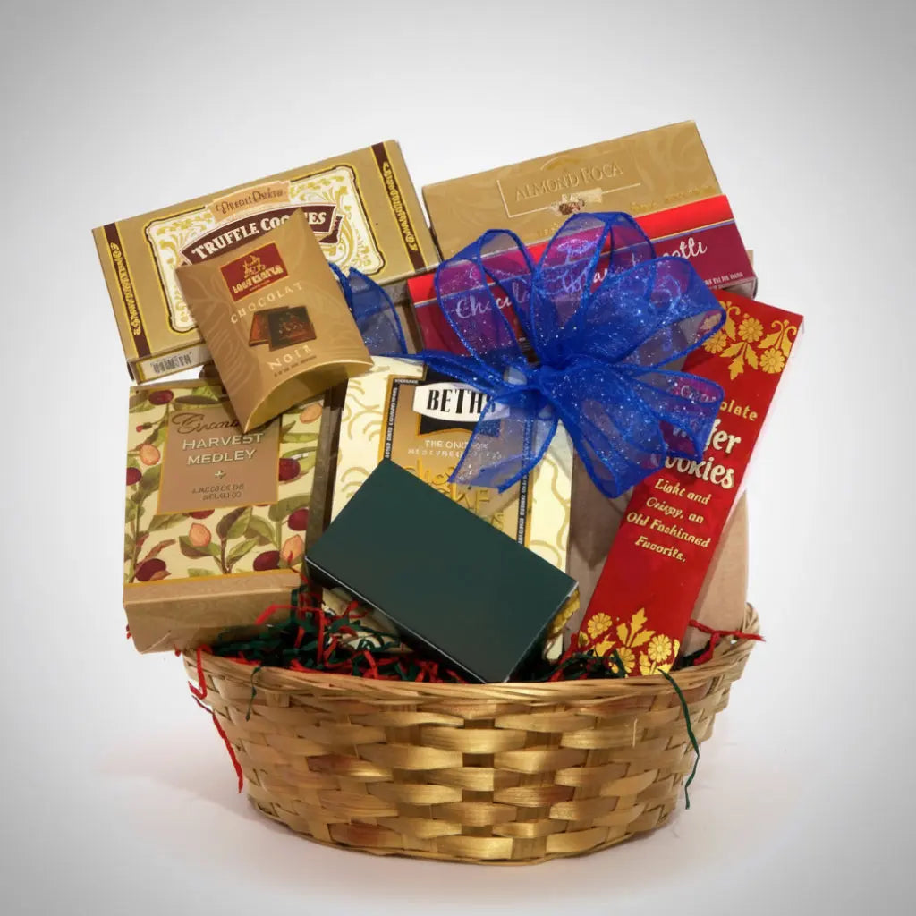 Holiday Love Gift Basket Send Blooms