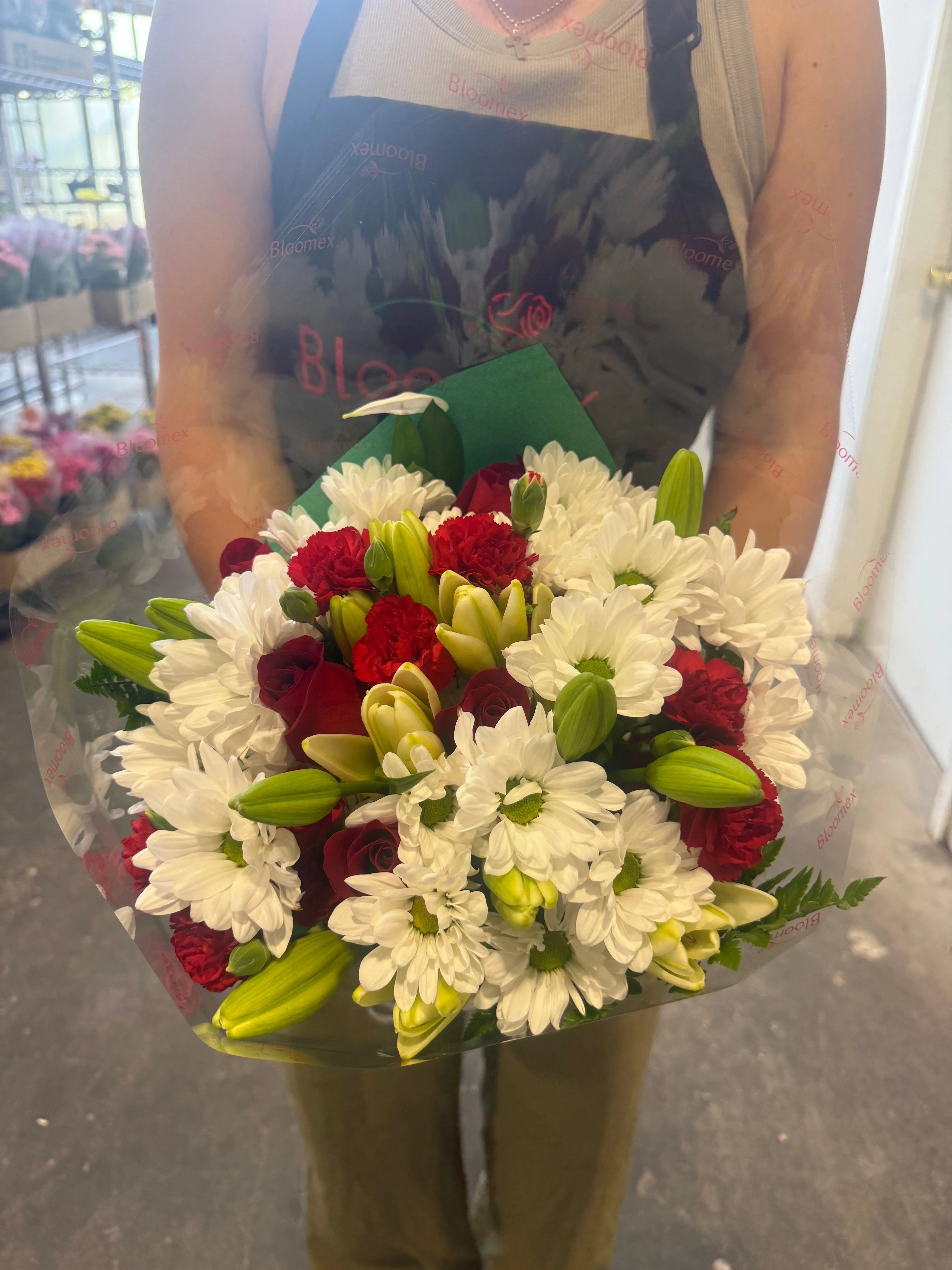 Lily & Rose Lush Bouquet Send Blooms