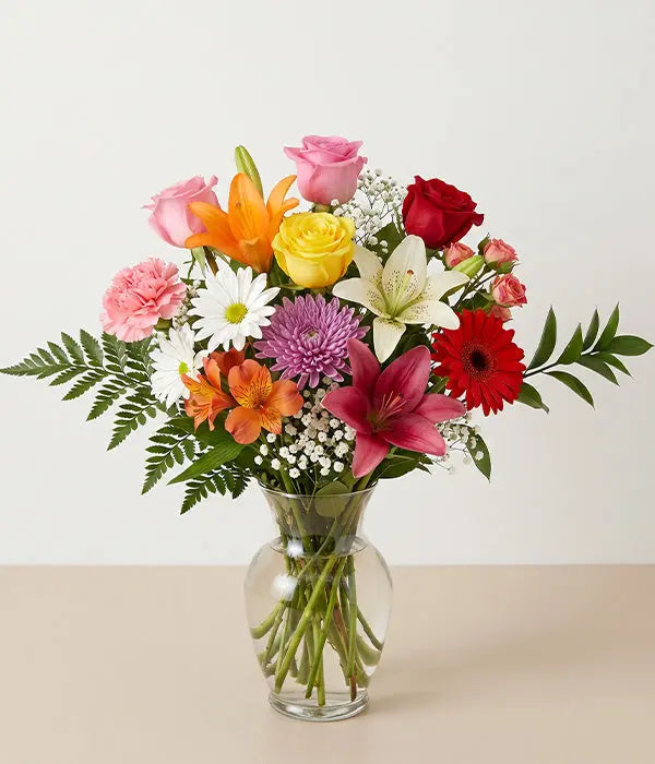 Luxury Bouquet Designer's Choice with Vase Send Blooms