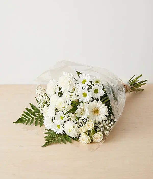 White Bouquet Designer’s Choice Send Blooms