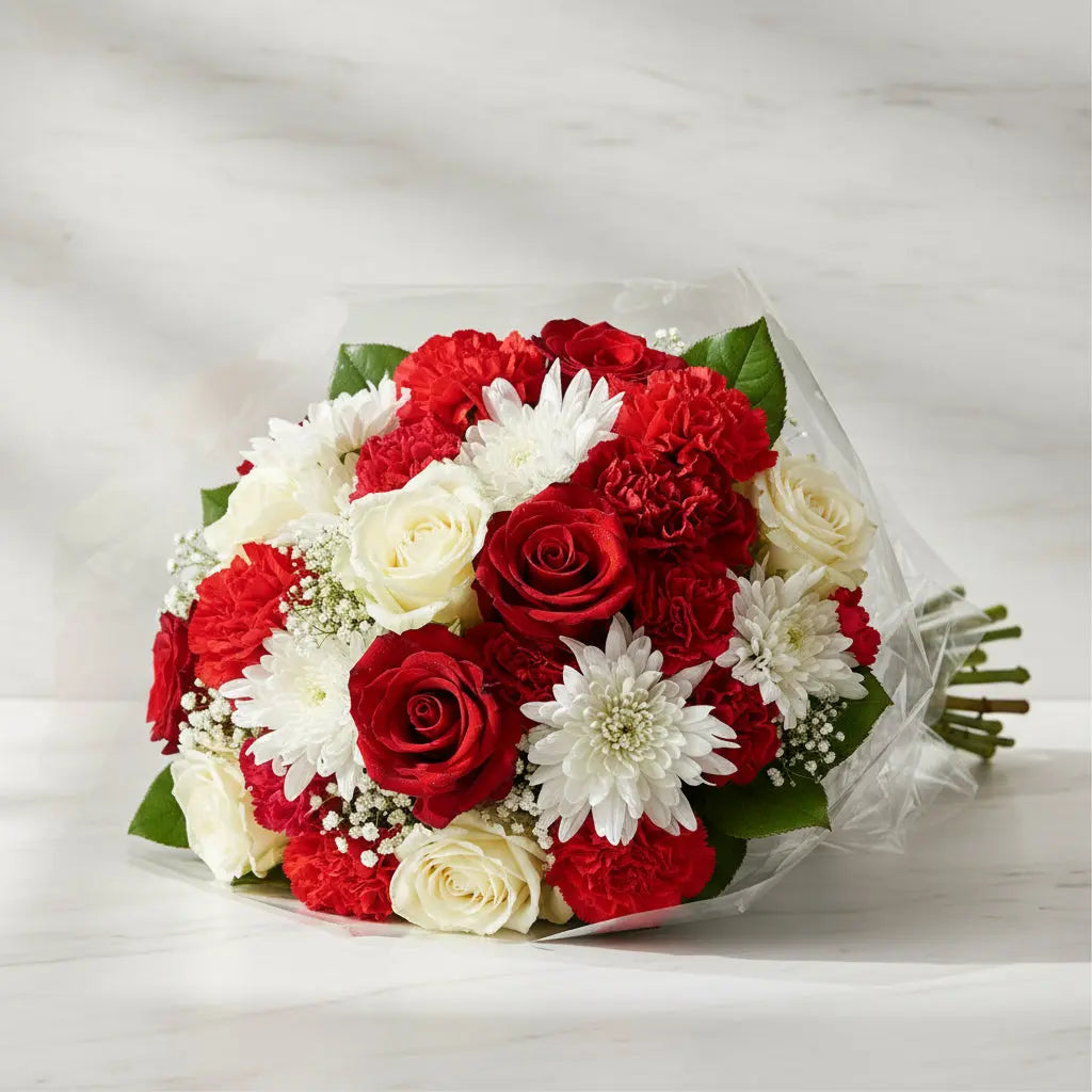 Festive Holiday Tradition Bouquet Send Blooms