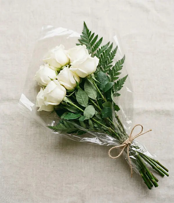 Half Dozen White Roses Send Blooms