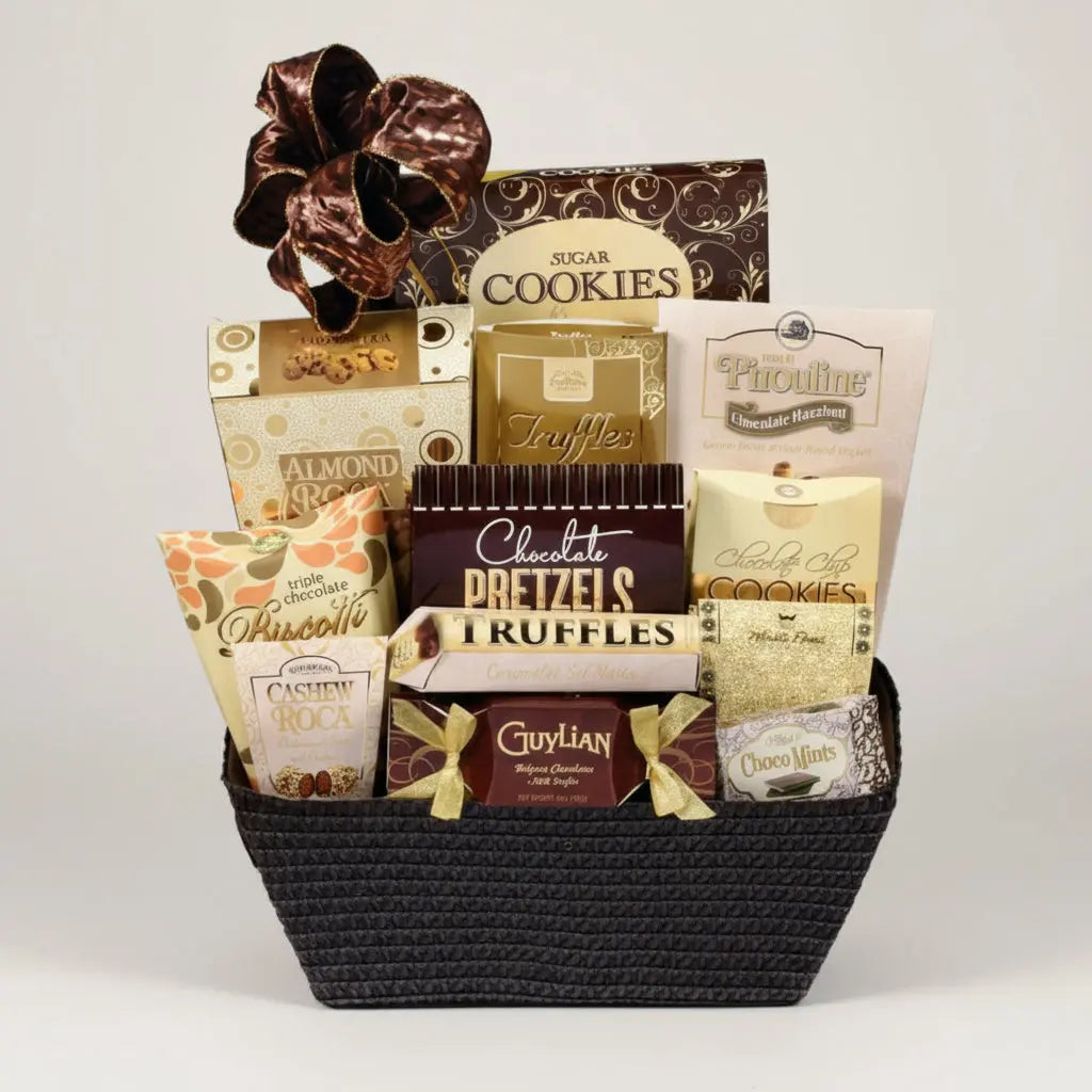 Holiday Inspired Gift Basket 3 Send Blooms