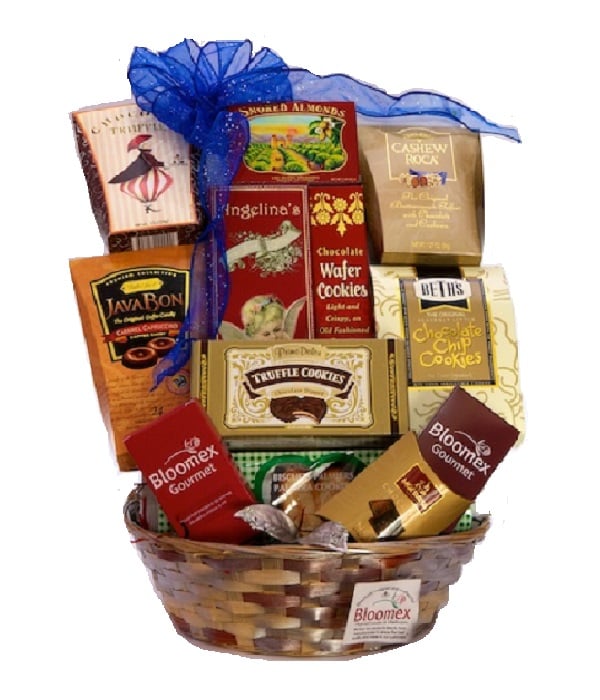 Classic Gift Basket with 12 Gourmet Items